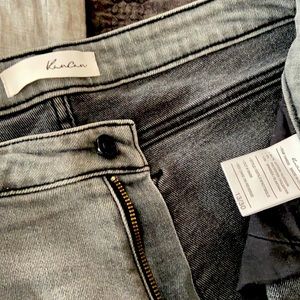 KANCAN GRAY DISTRESSED JEANS
